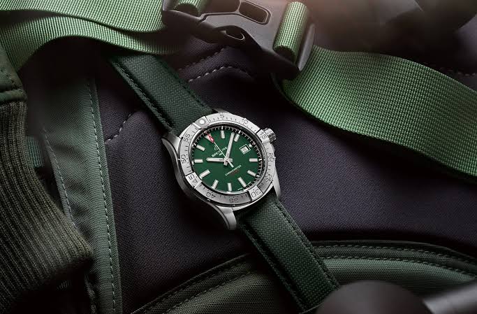Breitling Avenger for Aviation Professionals (2026 Guide)