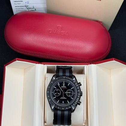 Omega Speedmaster  Darkside of the Moon