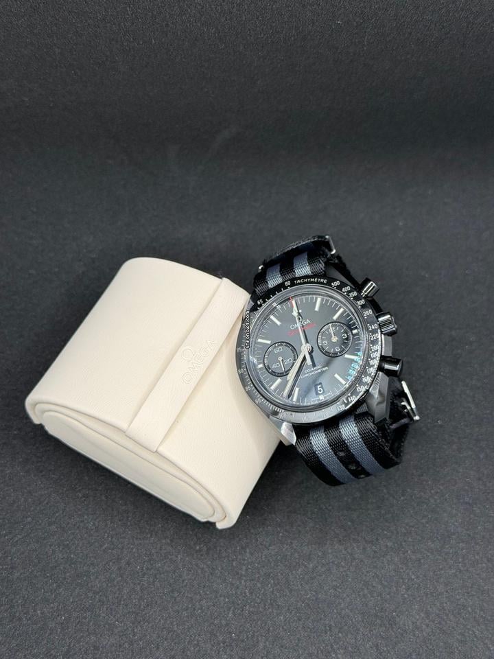 Omega Speedmaster  Darkside of the Moon