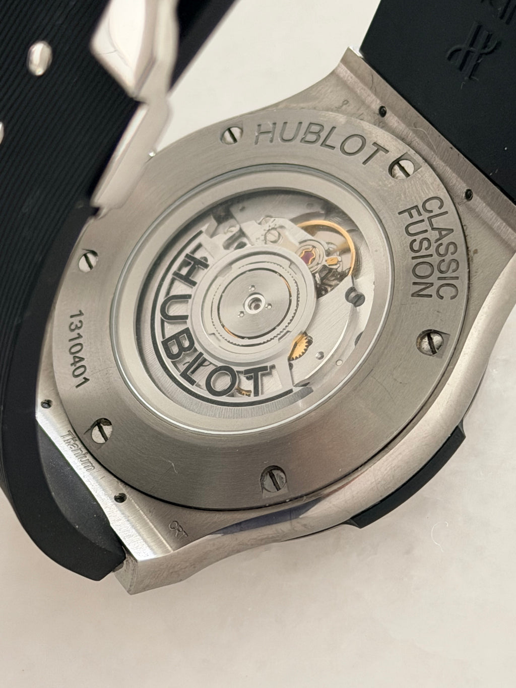 Hublot Classic Fusiaon Titanium Pave