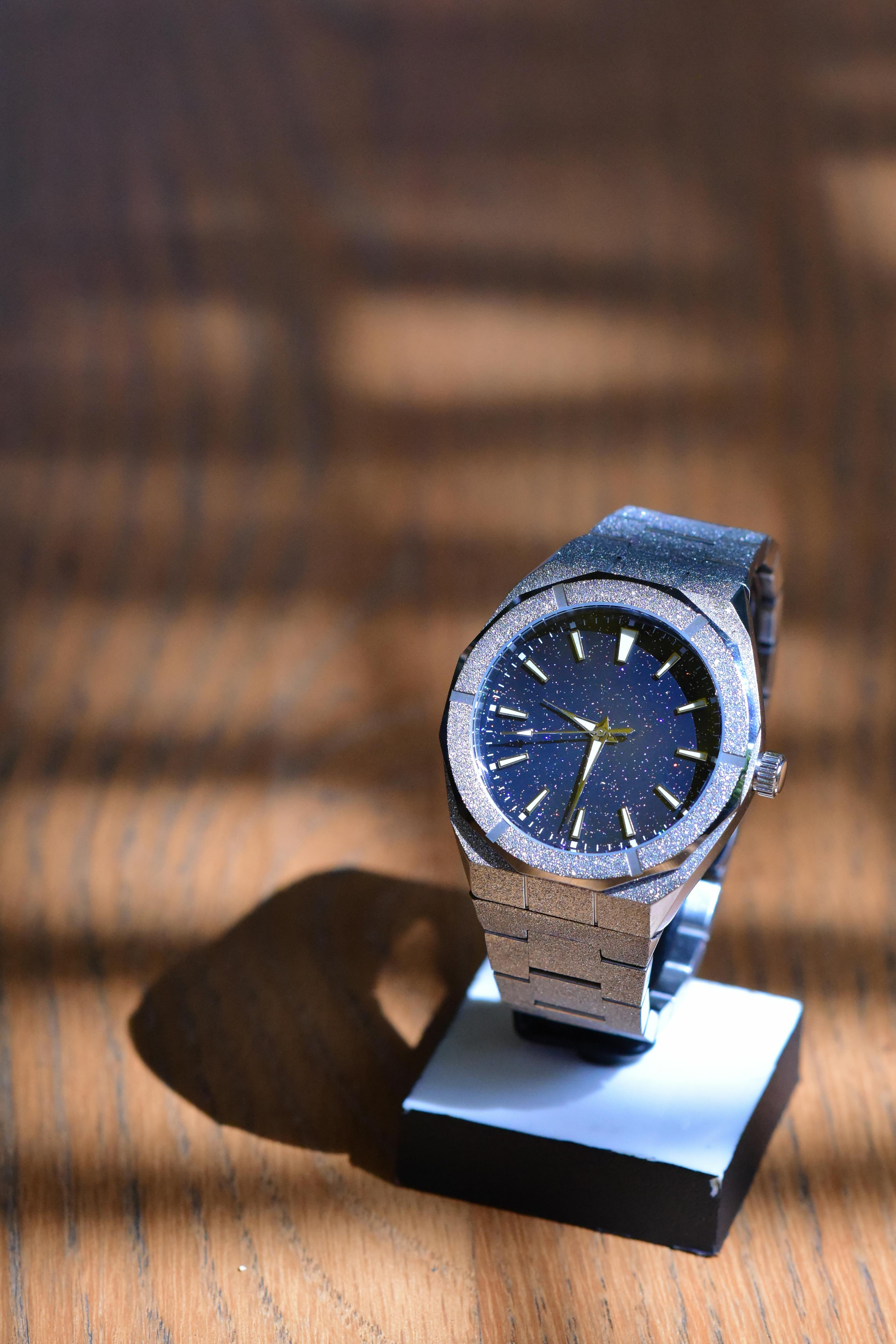 Luxury Black Metal Watch